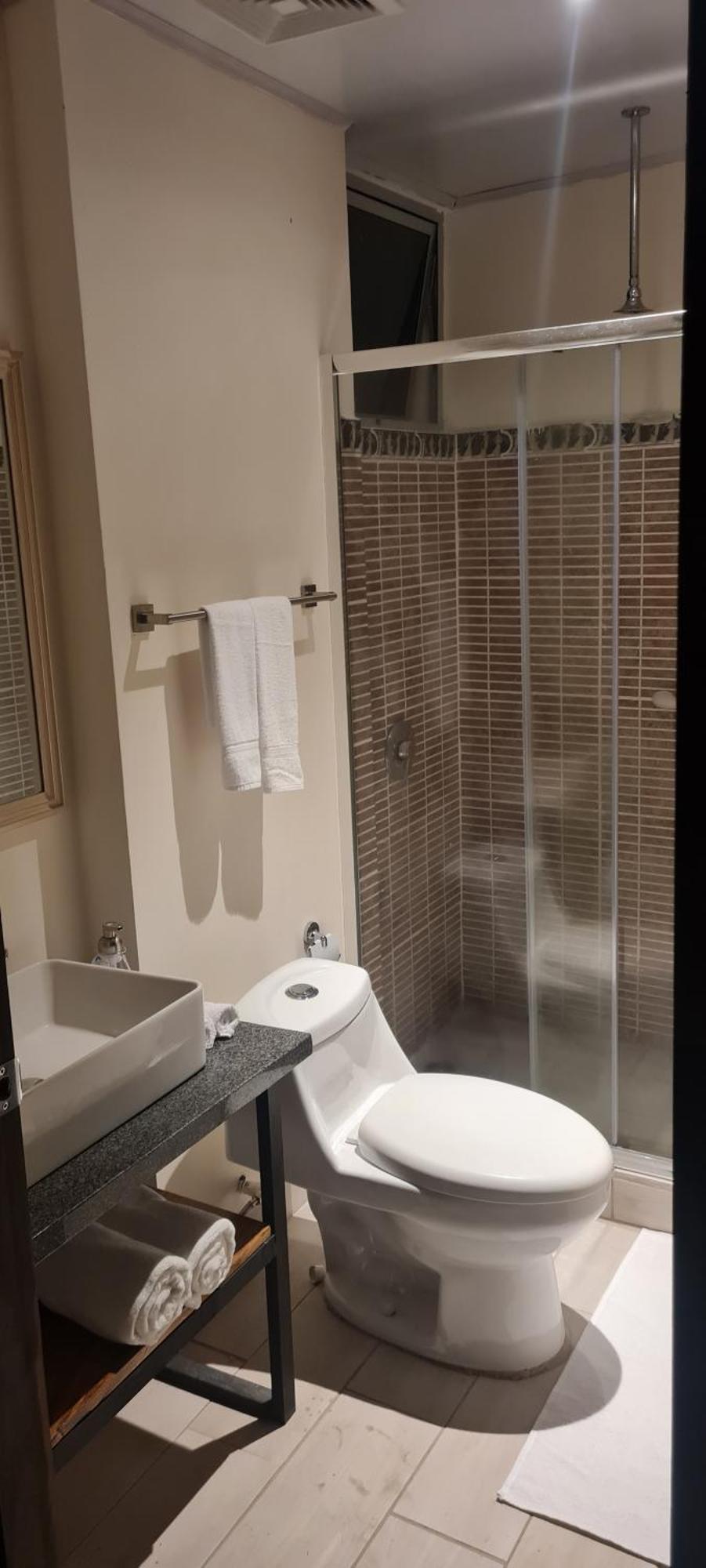 LOP Inn Ciudad Cariari Bagian luar foto